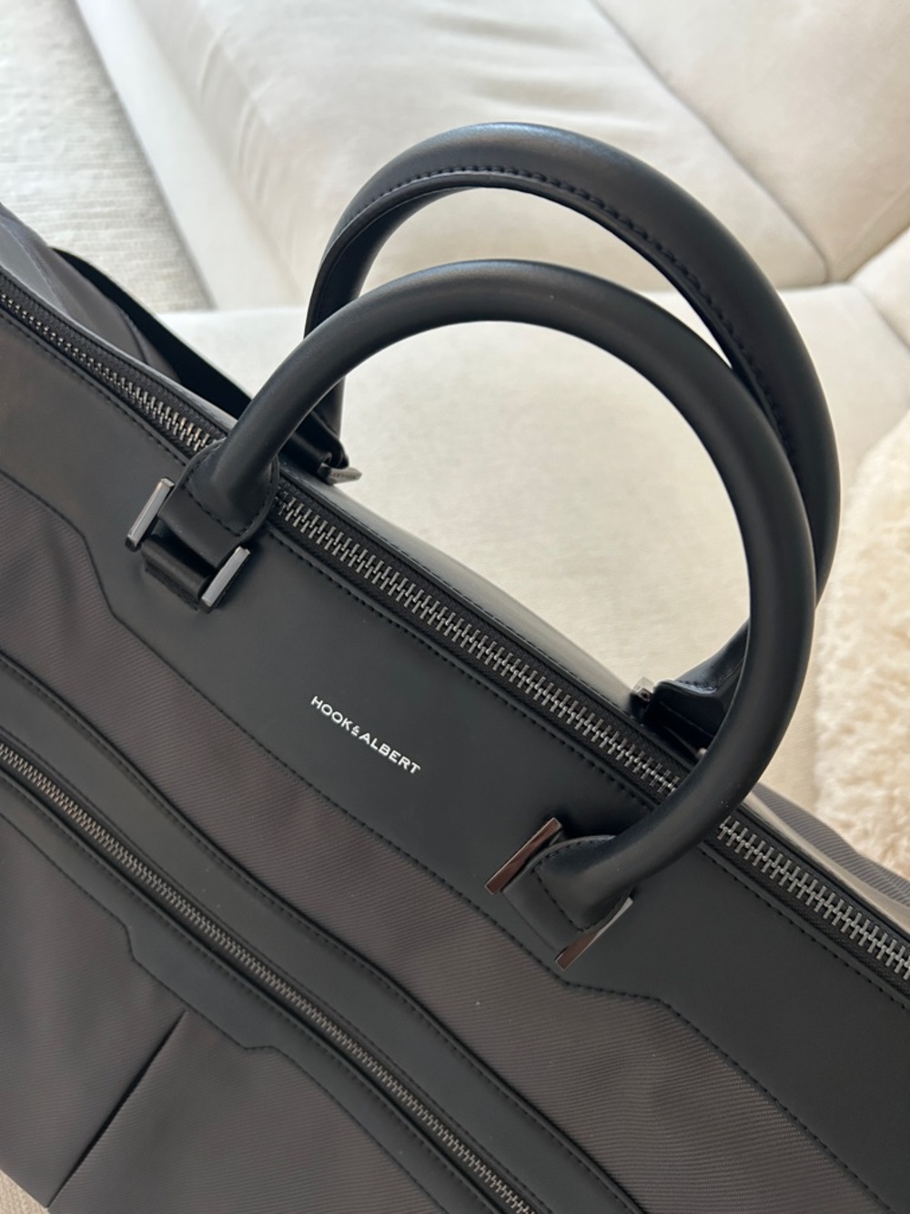 Weekender Bag - Picture 4 of 11